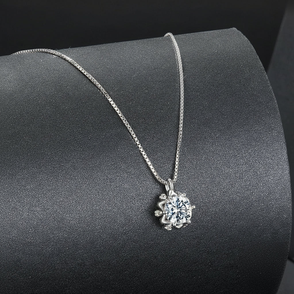 Colar “Ponto Brilhante” em Prata 925 & Moissanita